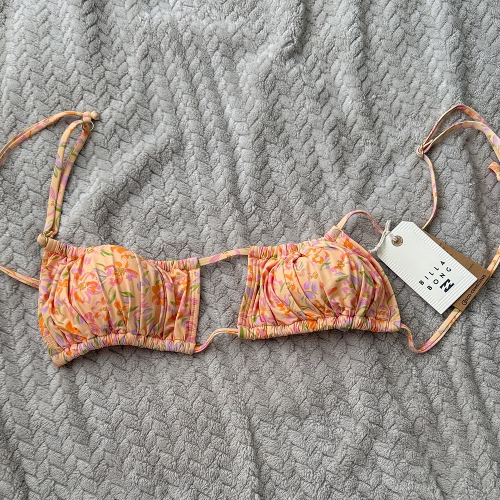 NWT Billabong Sweet Oasis Bikini Top